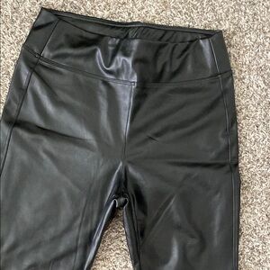 GAP Black Skinny Pants